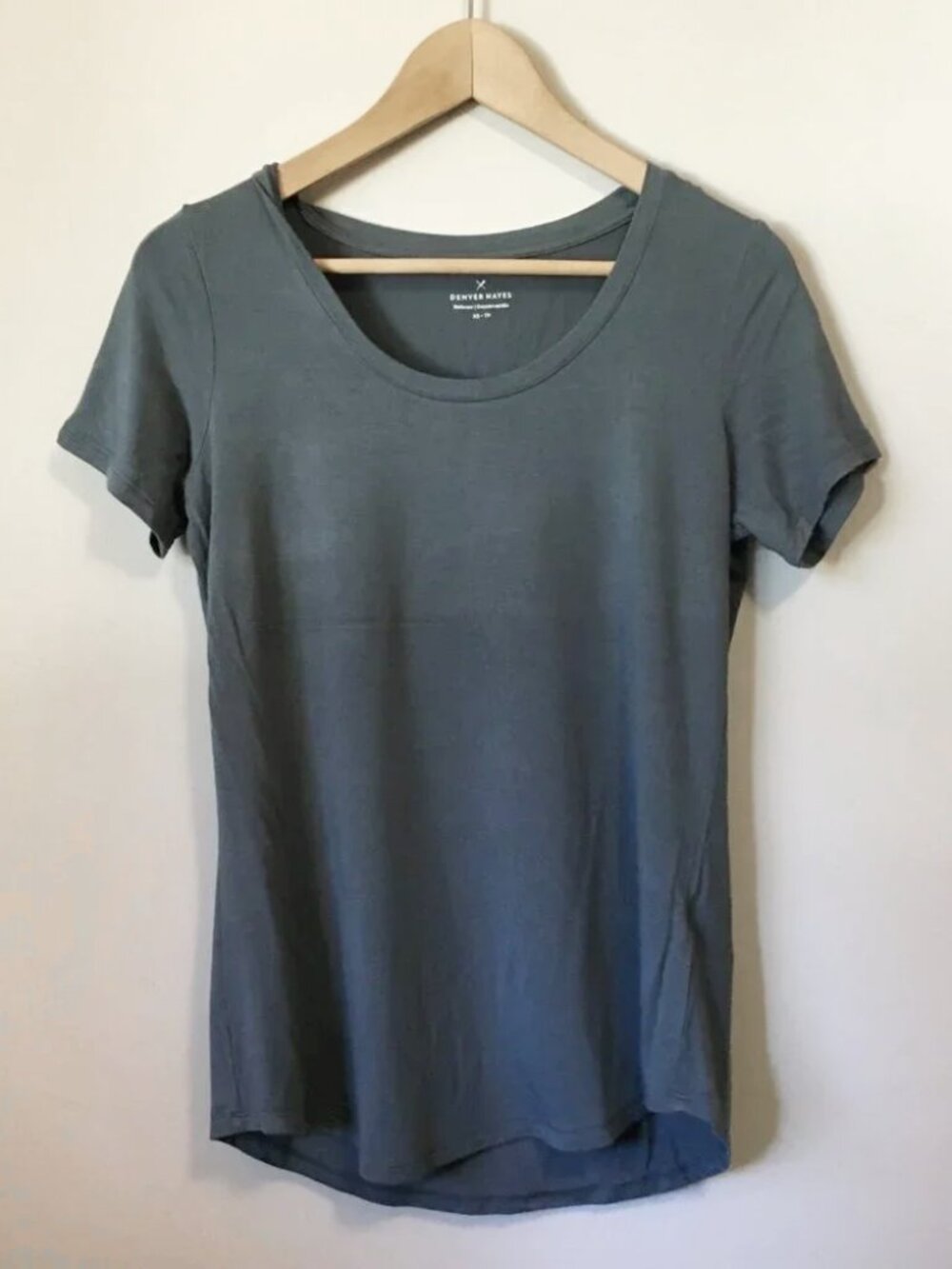 Denver Hayes Blue Steel Grey Relaxed Rayon Tee Size - XS Indie Sleaze